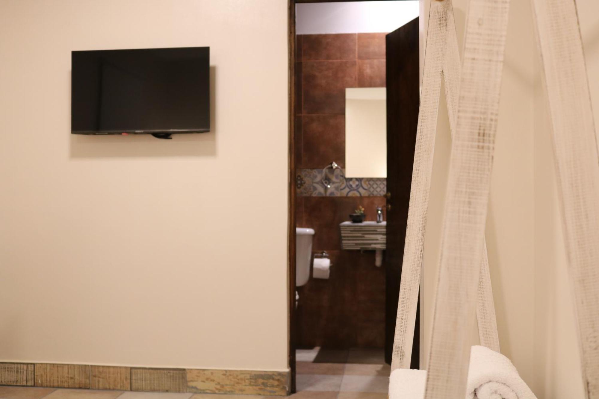 Hotel Quebrachales Сан-Сальвадор-де-Жужуй Екстер'єр фото